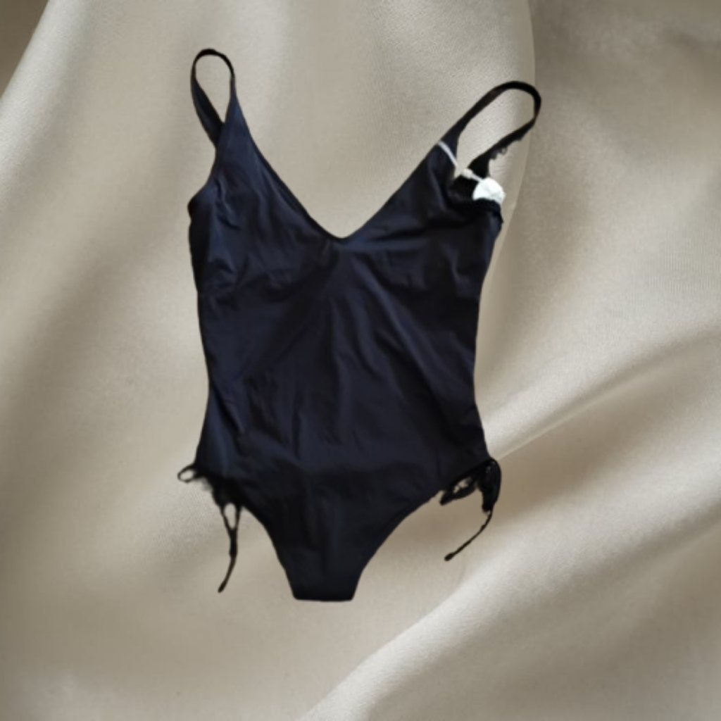 New W/Tags Shapemaker Coco Reef Black One-Piece Swimsuit Ret.$135 14/38d Xl